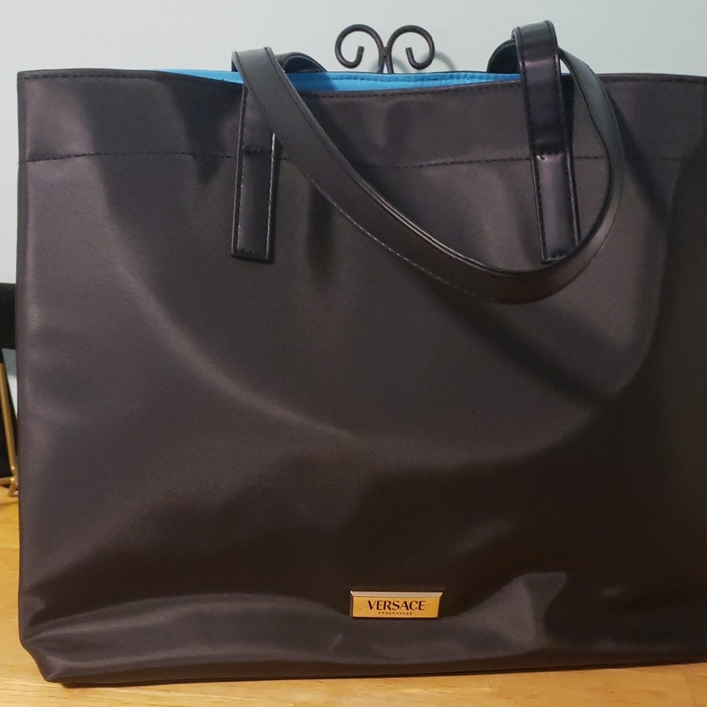 NWOTs Versace Frangrances Tote/ Crossbody 12x15.       (#72)